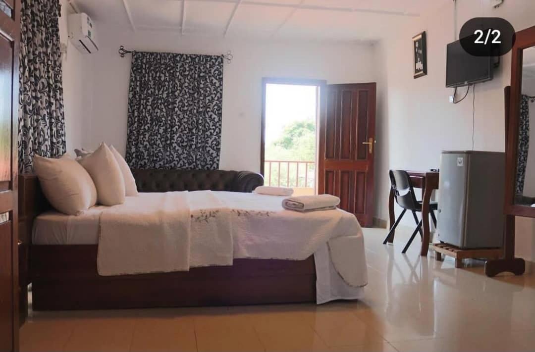 Paloma Guest House Kenema Exterior photo