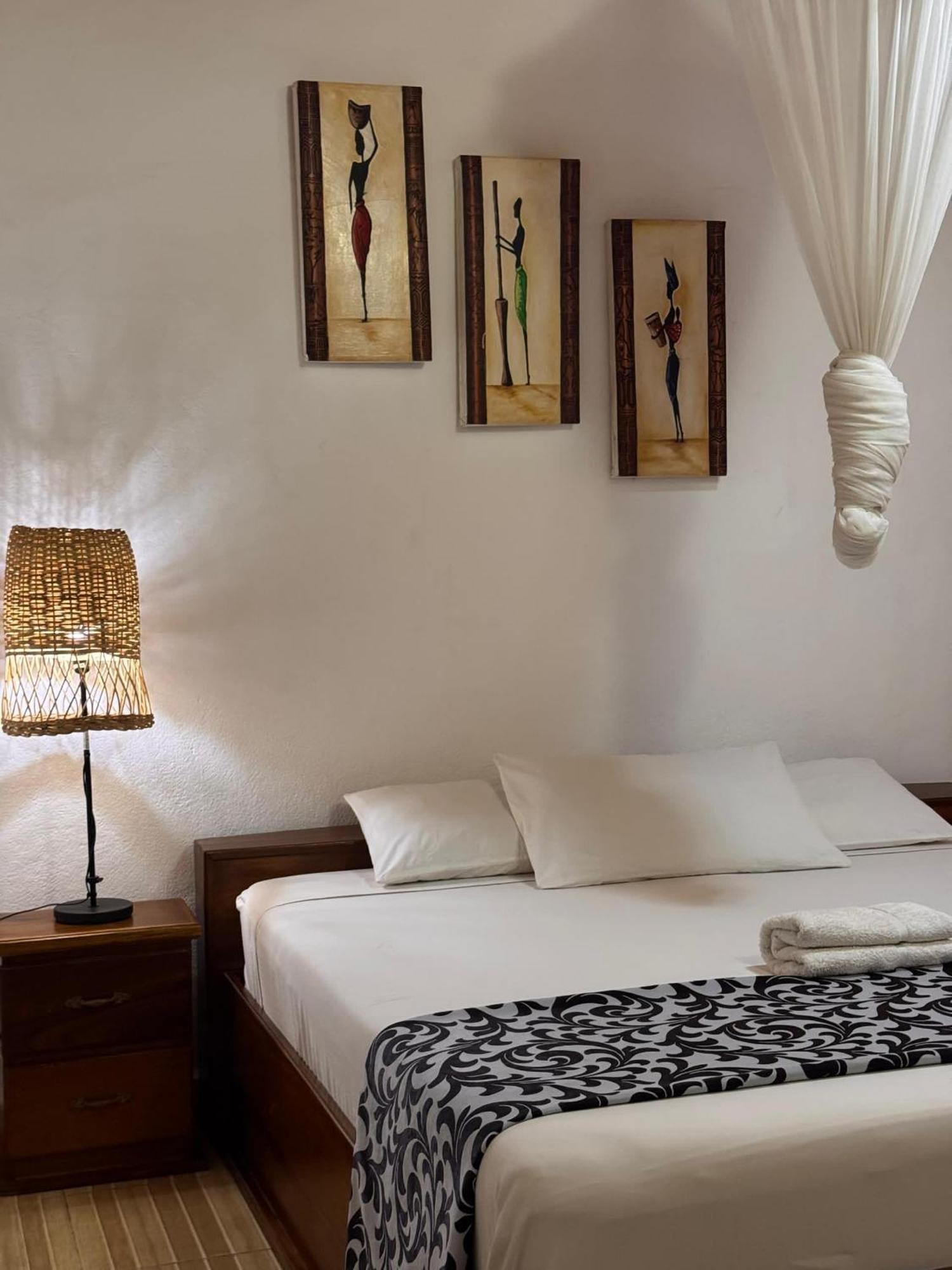 Paloma Guest House Kenema Exterior photo