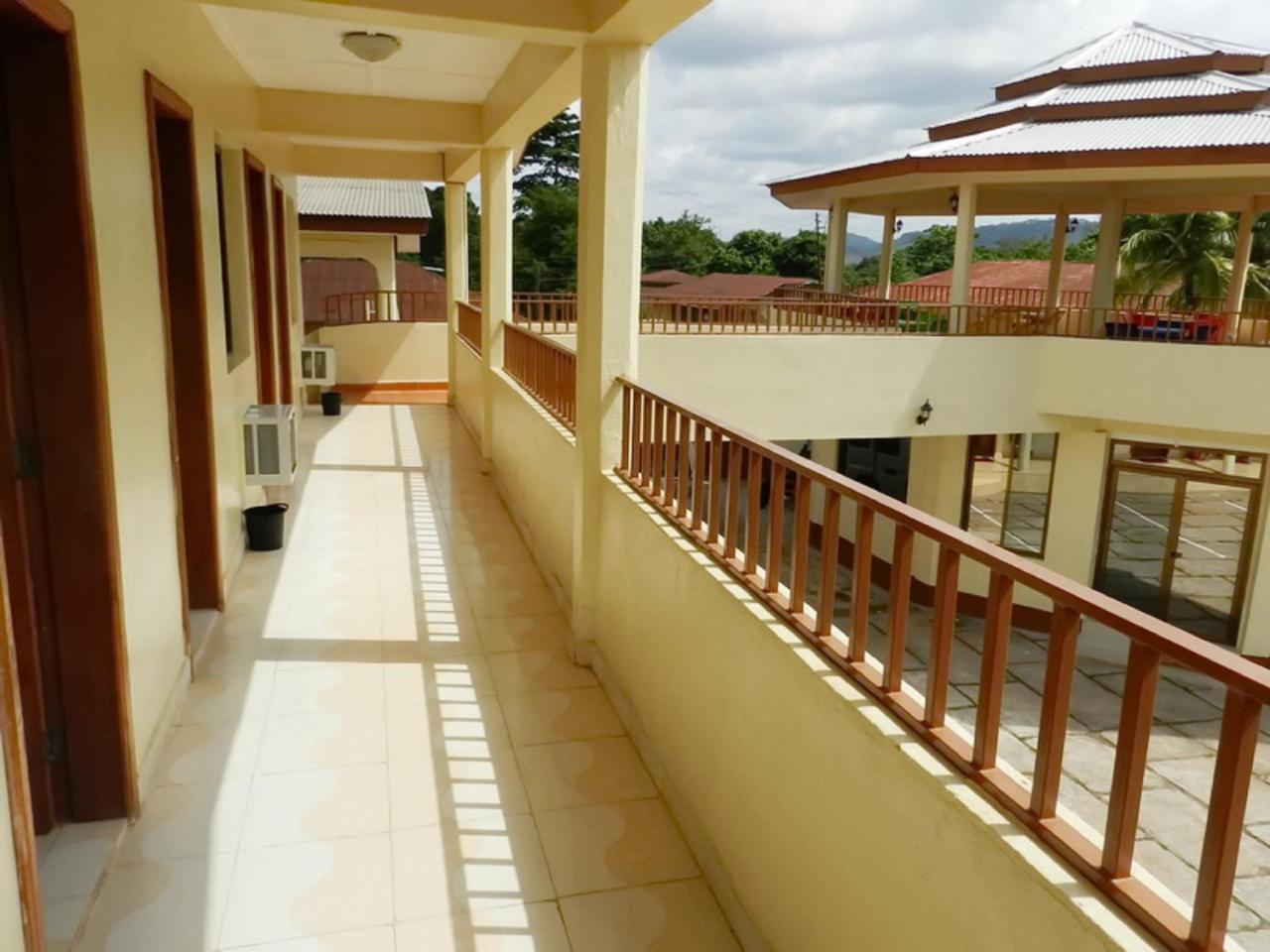 Paloma Guest House Kenema Exterior photo