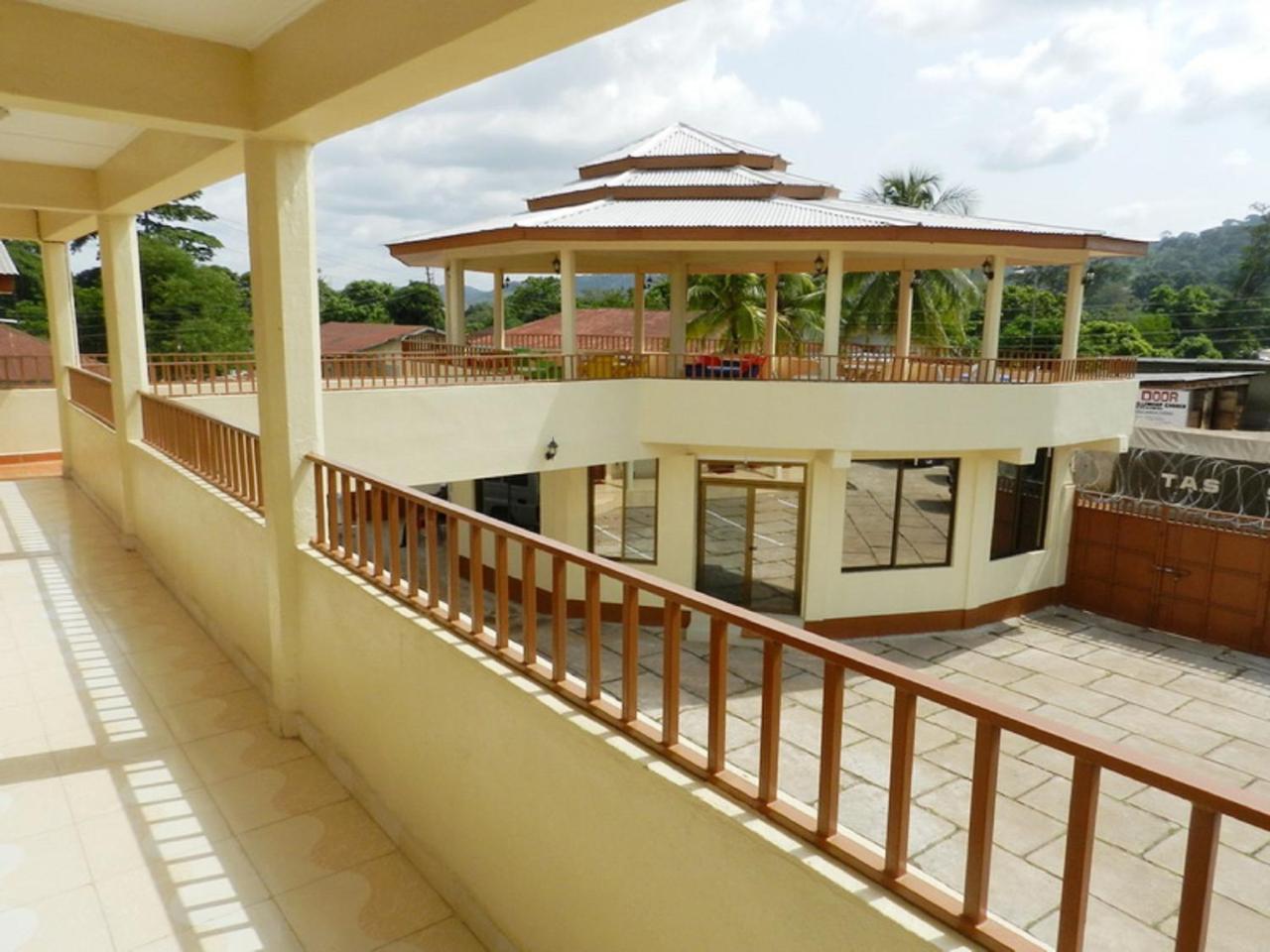 Paloma Guest House Kenema Exterior photo