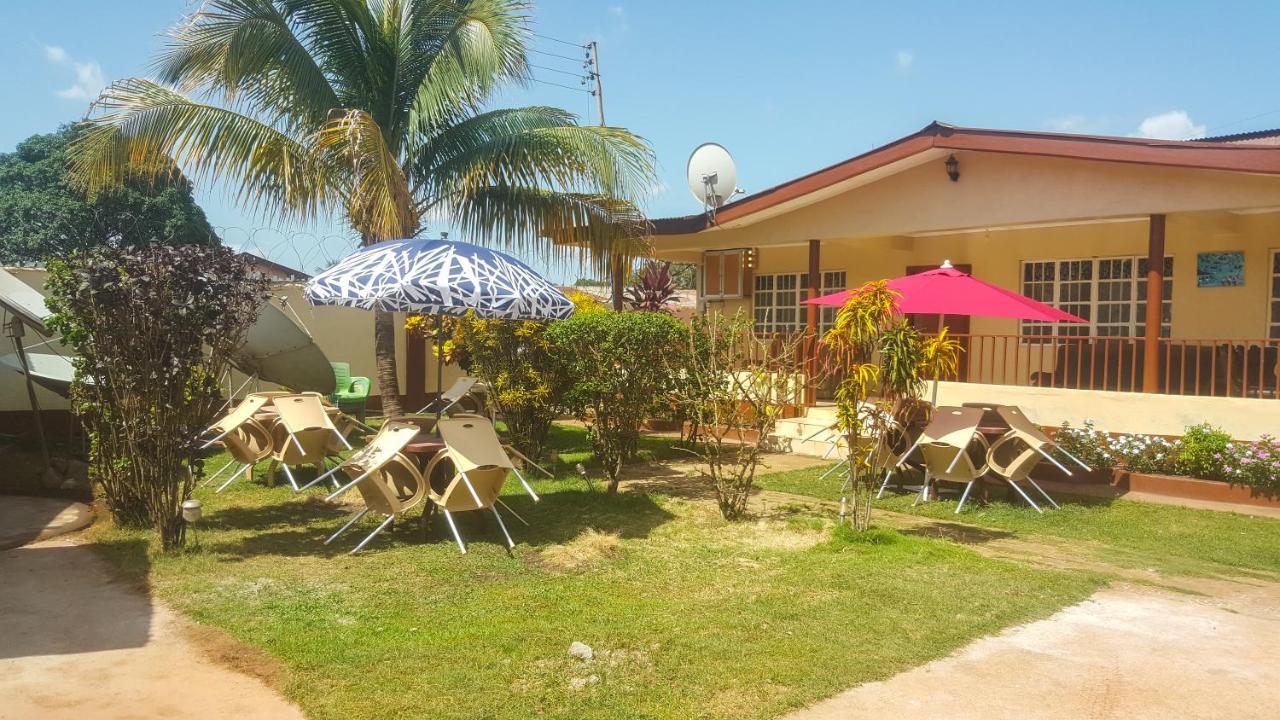 Paloma Guest House Kenema Exterior photo